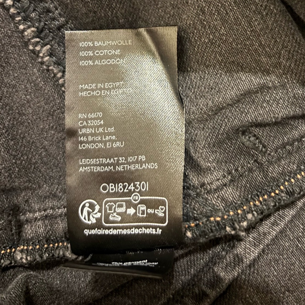 Free People We the Free Palmer Cuffed Jeans in Outer Space (Black) Size 29. NWT - Picture 12 of 12